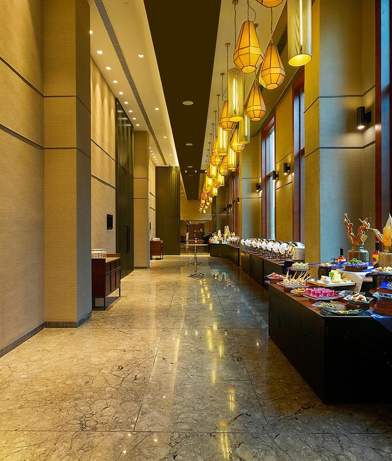 Grand Mercure Mysore - An Accor Brand Ngoại thất bức ảnh The buffet at the hotel